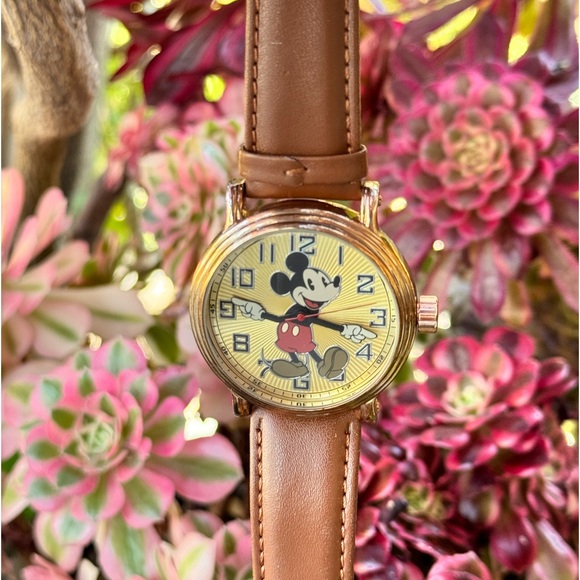 Rare Vintage Mickey Mouse Disney Watch - Picture 8 of 8